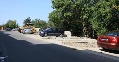 Bontják a Brateș utcai garázsokat