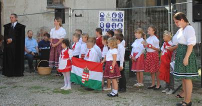 „A növekedés áldása hulljon le ránk!” - Visszafogott augusztus 20-i ünnepség Fehér megyében